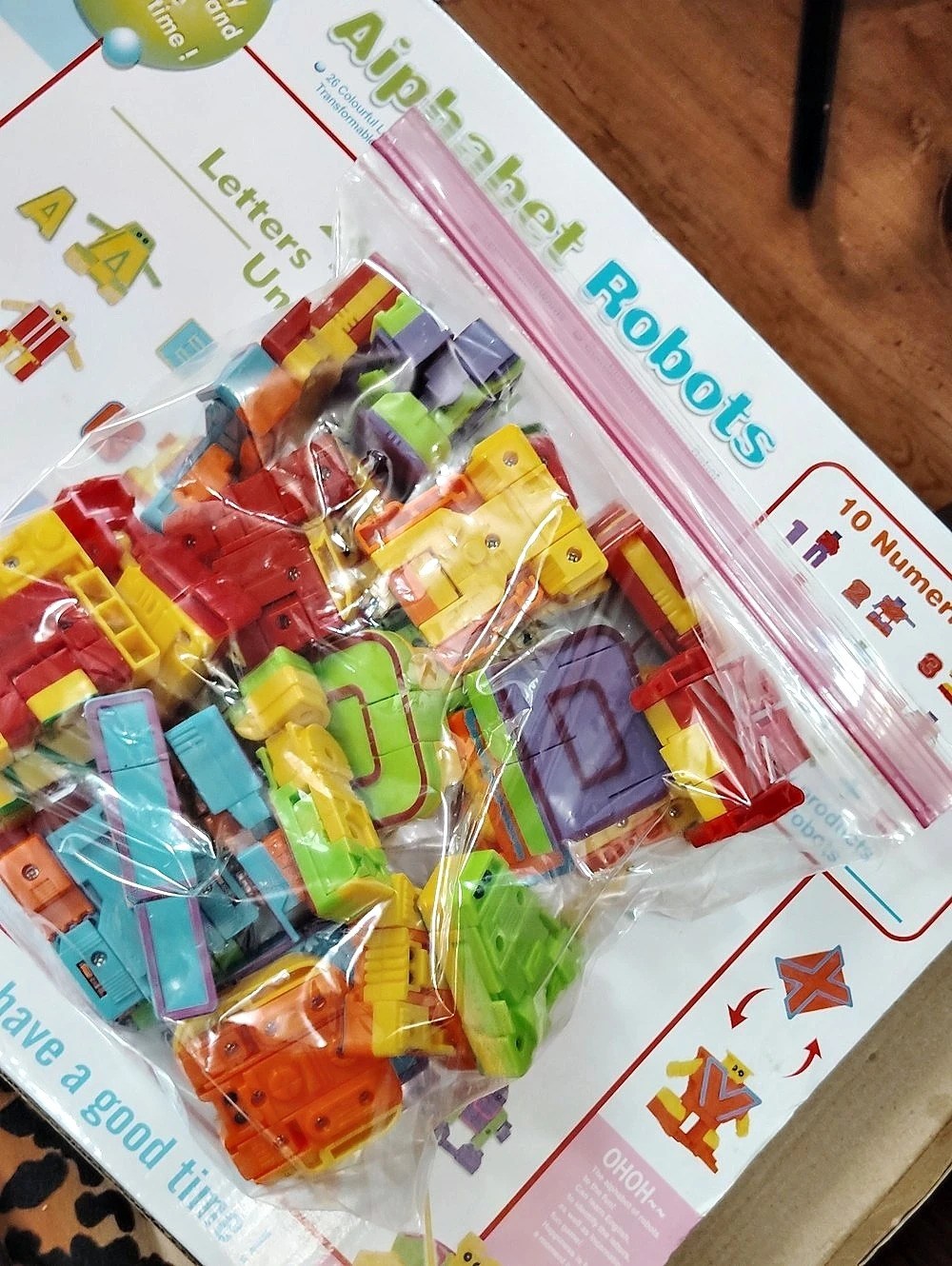 Alphabet Robots Transformable Letters Learning Toy Set Multicolor - Picture 4 of 6